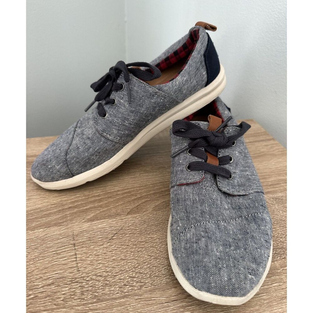 TOMS Women's Chambray Sneakers Blue Gray Flannel Plaid Lined Shoes Size 6.5